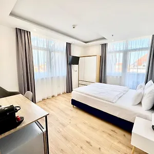 Hotel Rooftop With Deep Garage ***